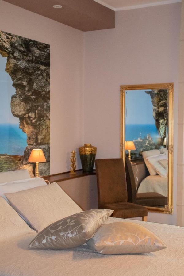 La Casa Di Adele Cagliari B&B エクステリア 写真