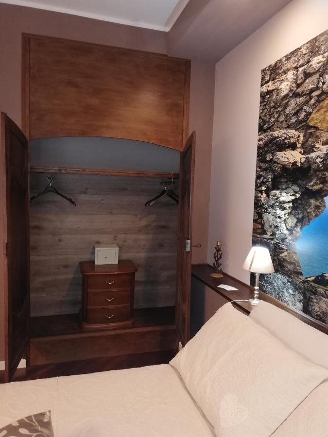 La Casa Di Adele Cagliari B&B エクステリア 写真